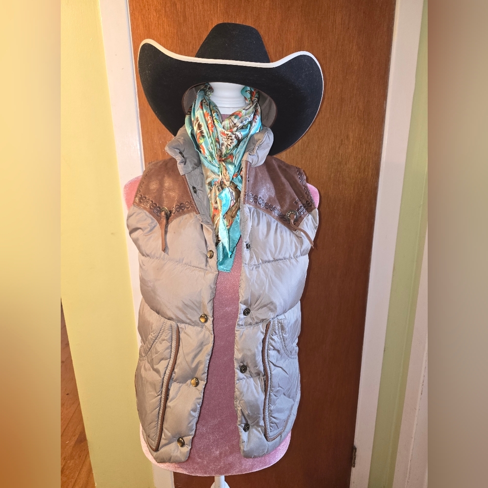 Replay Women's Tan and Puffer Vest